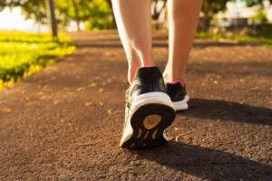 olahraga jalan kaki yang sehat